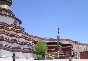 De overland naar Nepal - van Nagartse naar Gyantse