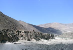 De overland naar Nepal - van Samye naar Nagartse