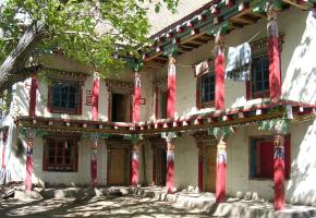 De overland naar Tibet - Yanjing naar Pomda