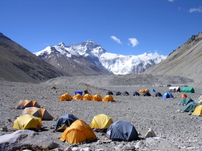 Lhasa naar Kathmandu - Epeditietentjes in het basecamp
