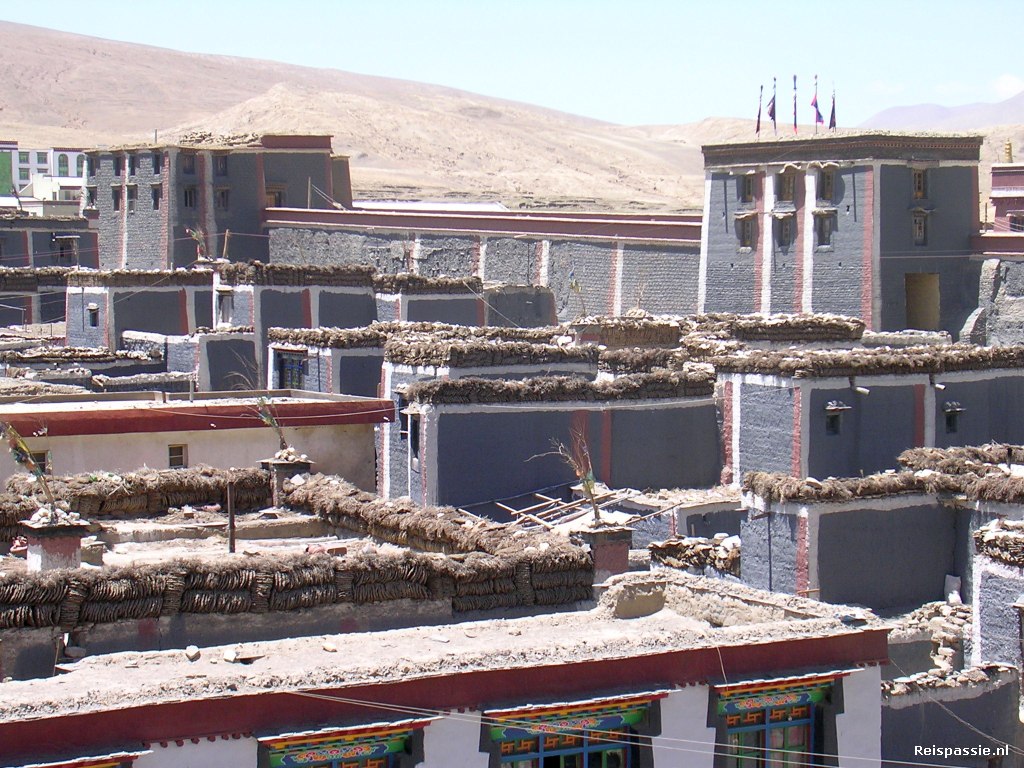 De overland naar Nepal - van Shigatse naar Sakya