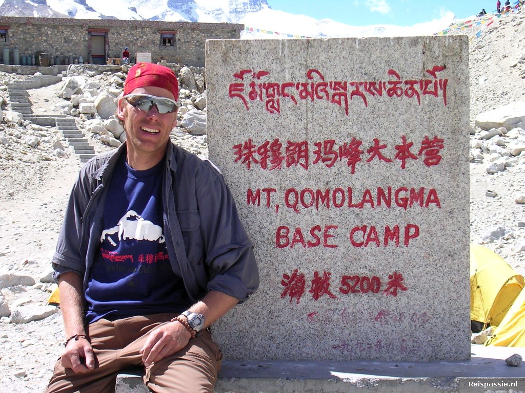 De overland naar Nepal - Rongbuk naar Nyalam