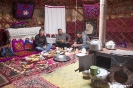 Kara Jylga - Lunch in de yurt