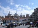 Quenca - Plaza met kathedraal