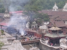 Kathmandu - Lijkverbrandingen aan de Bagmati