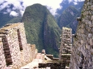 Machu Picchu - Tussen de huisjes