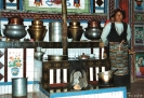 Zhongdian naar Lhasa - Trotse vrouw in haar keuken