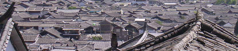 CHINA - De daken van Lijang
